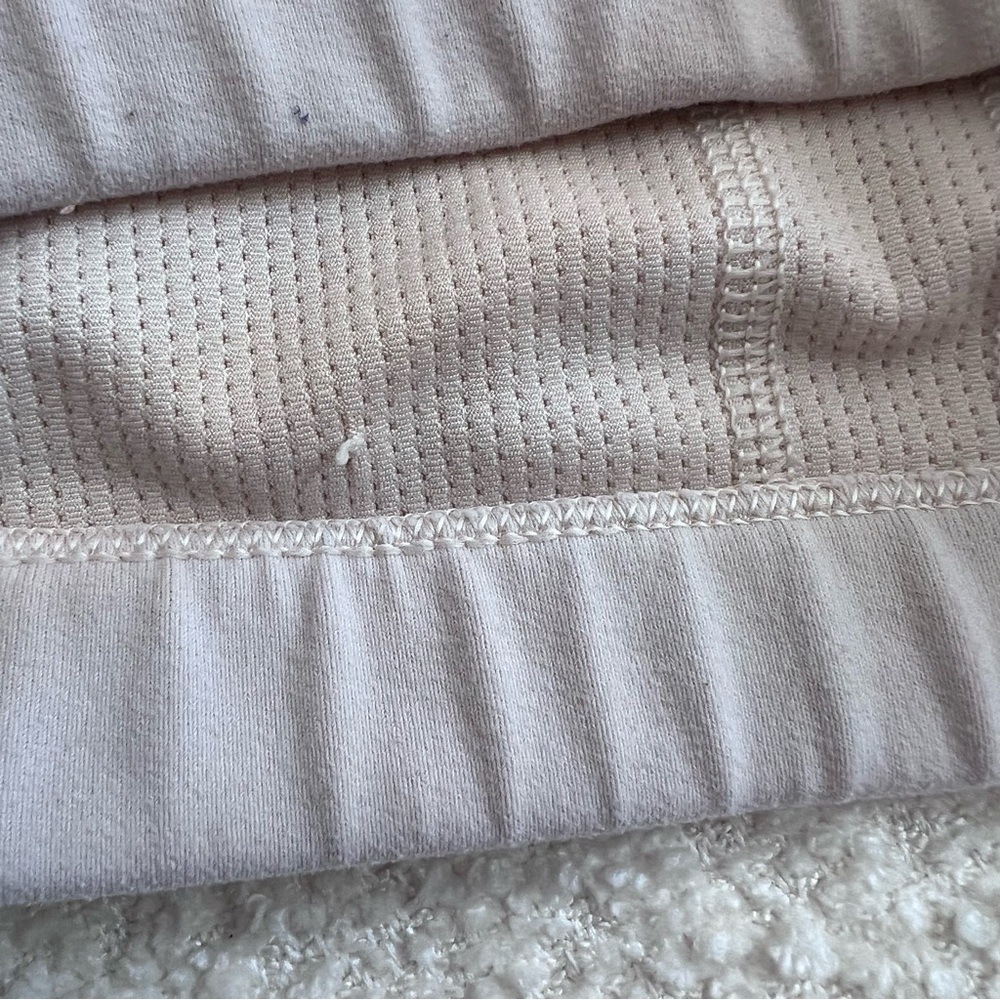 Athleta Girl‎ Sports Bra Criss Cross Back Light Pink Blush Size Large/12 - Picture 7 of 7